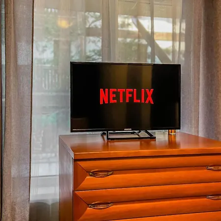 Fireplace Near Bus & Train Station Banszko