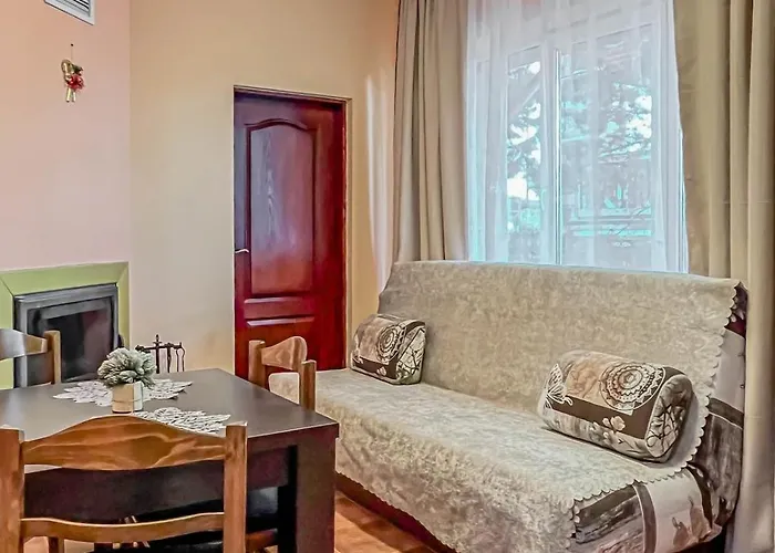 Fireplace Near Bus & Train Station *