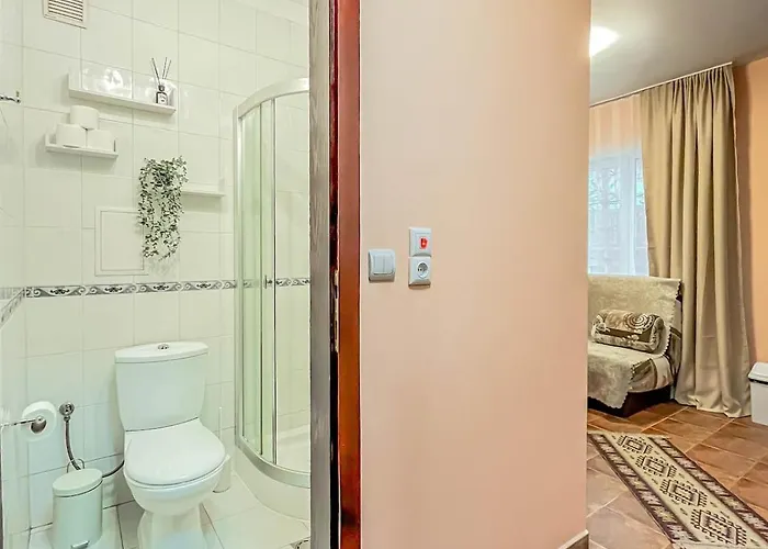 Fireplace Near Bus & Train Station 아파트