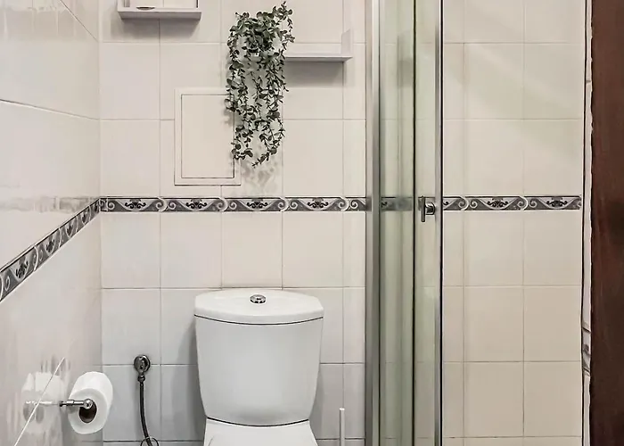 Fireplace Near Bus & Train Station 반스코