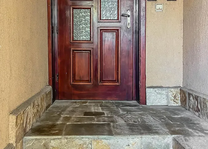 Fireplace Near Bus & Train Station * 반스코